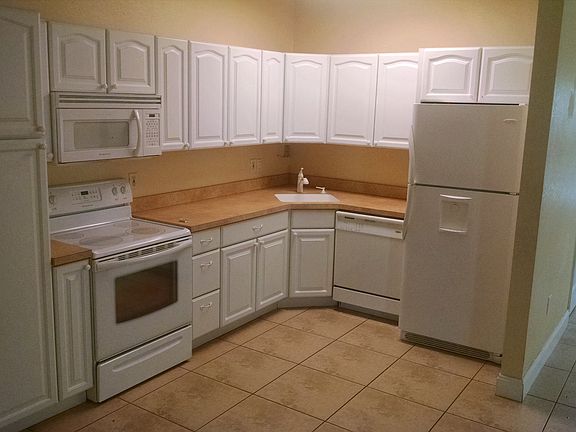 3rd image of 21459 Gibralter Dr