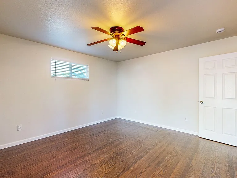 1720 Ditty Ave #A — Photo 18