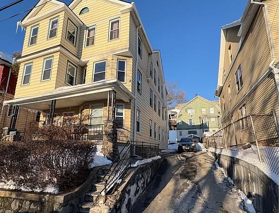 2nd image of 37 Eastwood Ave #3