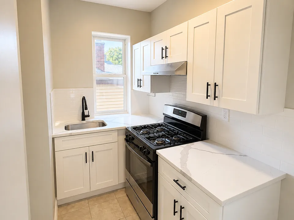 153 Pierson St #9