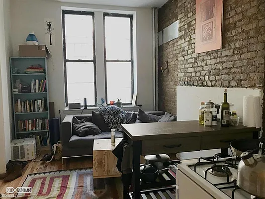 Rented by Citi Habitats | media 9