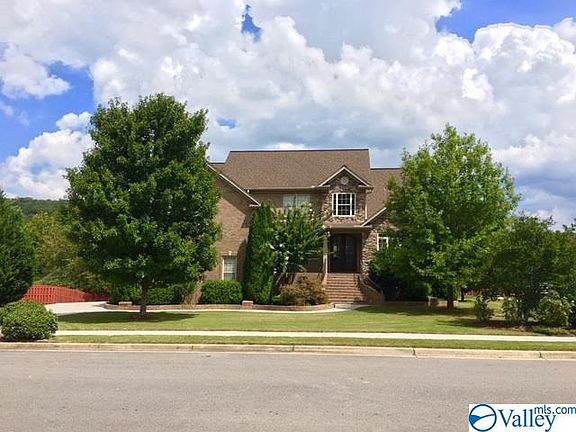 3rd image of 6714 Mountain Ledge Dr SE