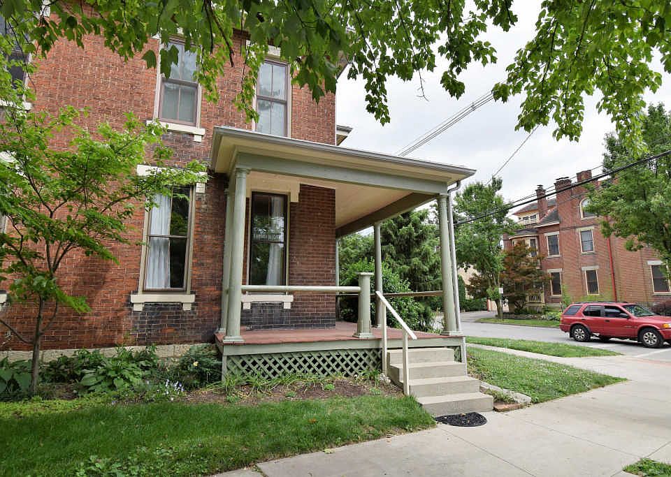 1st image of 934.5 Neil Ave