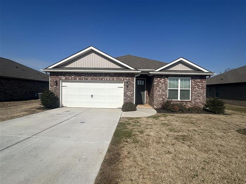 1st image of 177 Cherry Laurel Dr