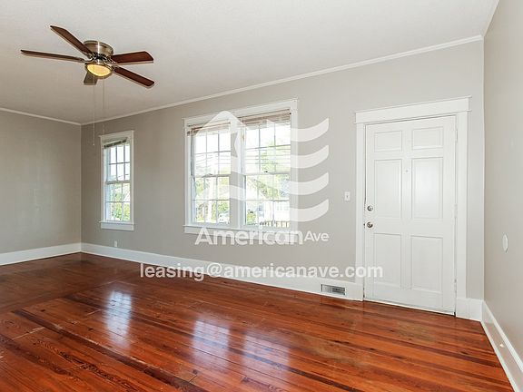 4654_003_living_room_3.jpg