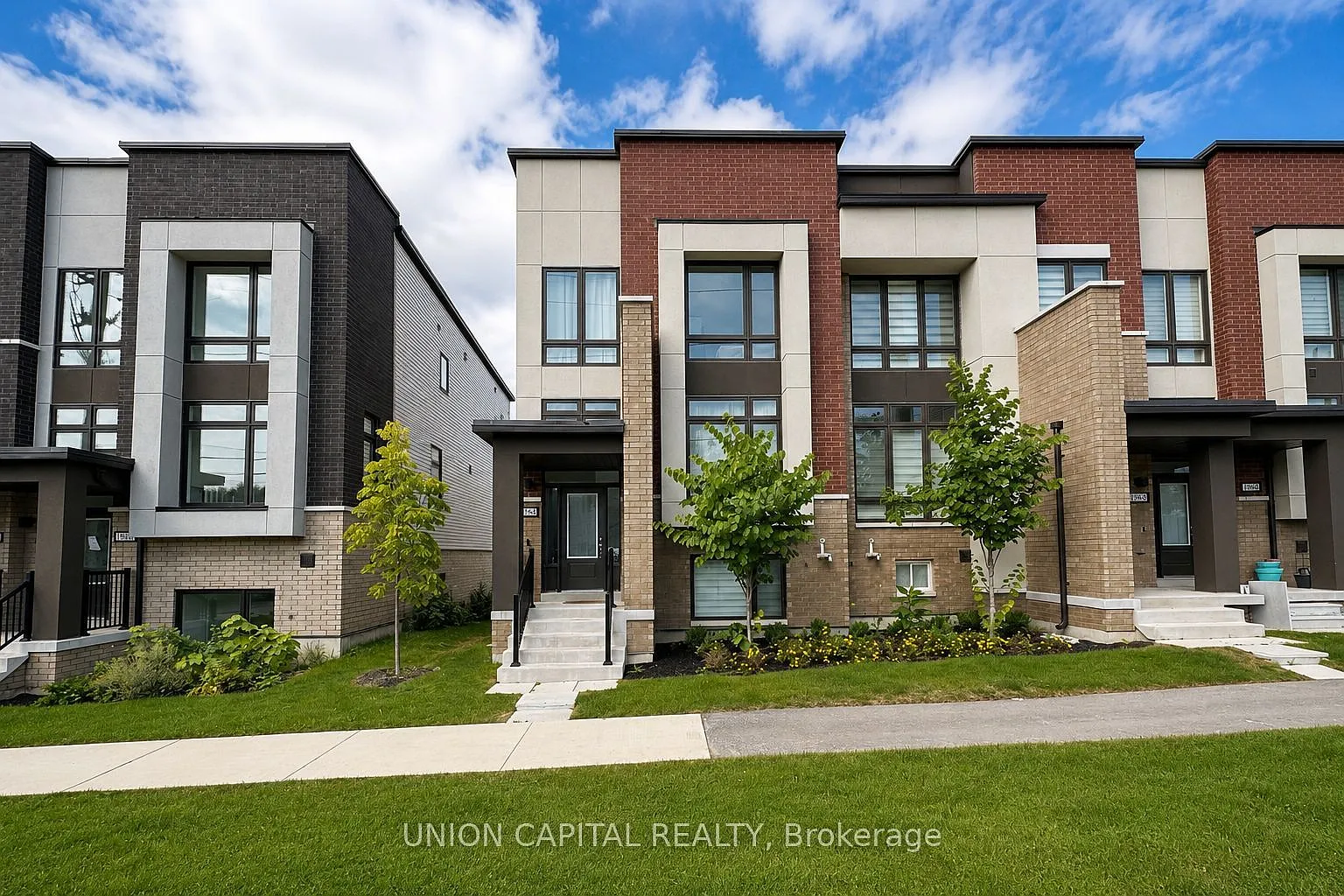 4 bed, $3,200 — Photo 2