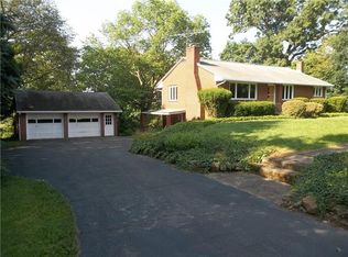 123 Sunset Dr, Beaver Falls, PA