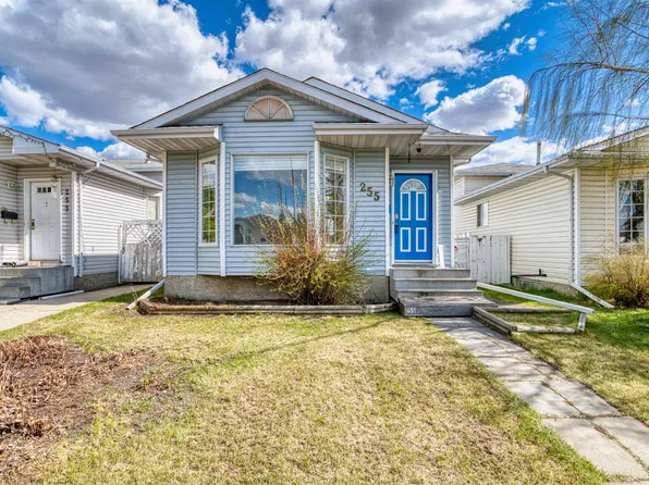 255 Kirkwood Ave NW, Edmonton, AB T6L 5A7