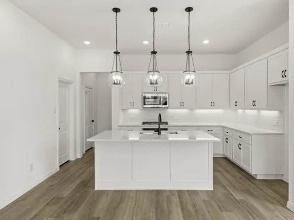 901 Janwood Dr, Plano, TX 75075