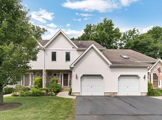 22 Hickory Ln, Little Silver, NJ 07739