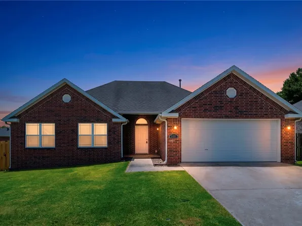 5337 Monica Marie Ave, Springdale, AR 72762