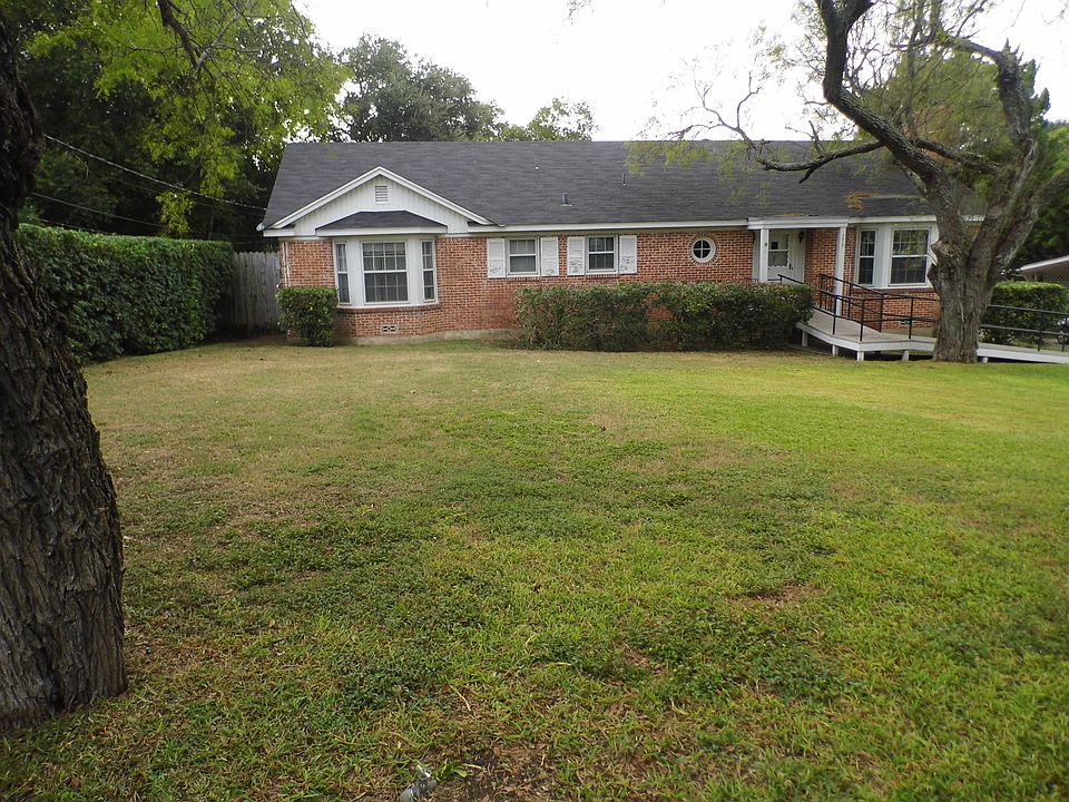 1st image of 4970 View Dr