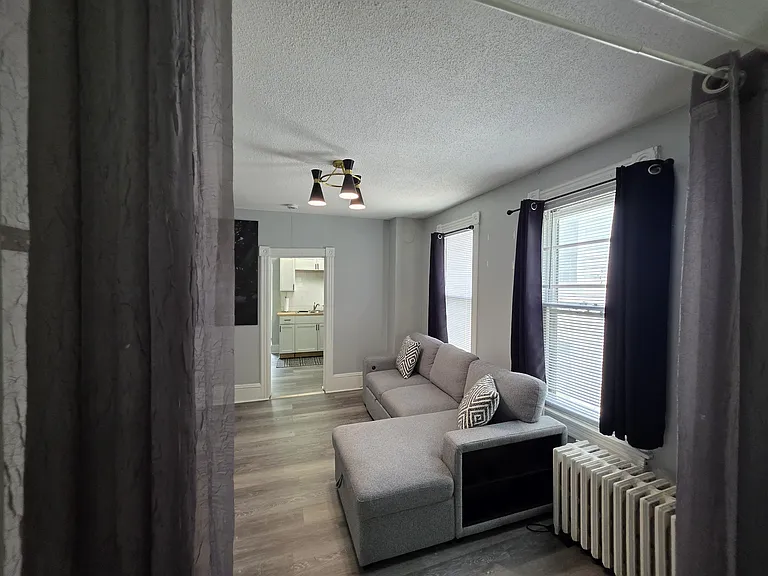 681 York Ave #3 — Photo 11