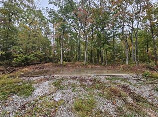 1224 Windstone Dr, Tracy City, TN 37387