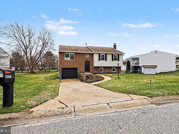 3rd image of 4273 Marlborough Rd