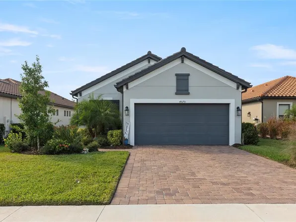 4575 Garofalo Rd, Wesley Chapel, FL 33543
