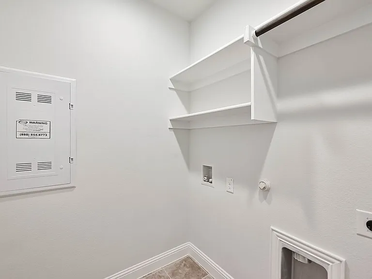 4248 Mingo Dr — Photo 9
