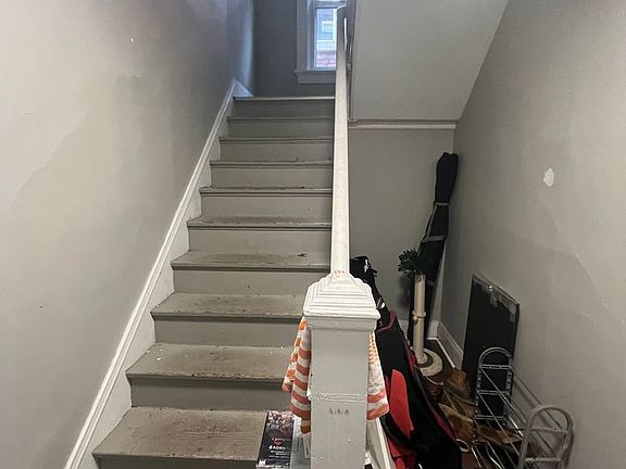 5th image of 2343 Stratford Ave