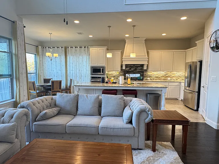 2405 Bigleaf Ct — Photo 11