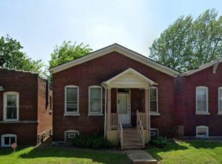 4610 Cecil Pl, Saint Louis, MO 63116