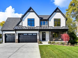 6200 Clarendon Hills Rd, Willowbrook, IL 60527