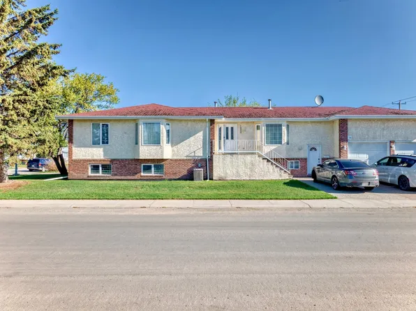 15330 99th Ave NW, Edmonton, AB T5P 0H9