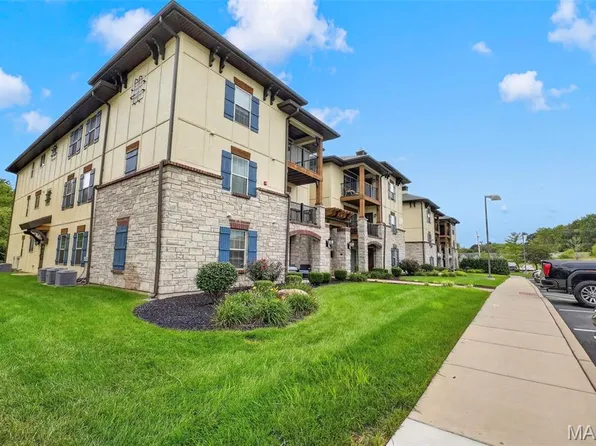 232 Bordeaux Way, Saint Peters, MO 63376