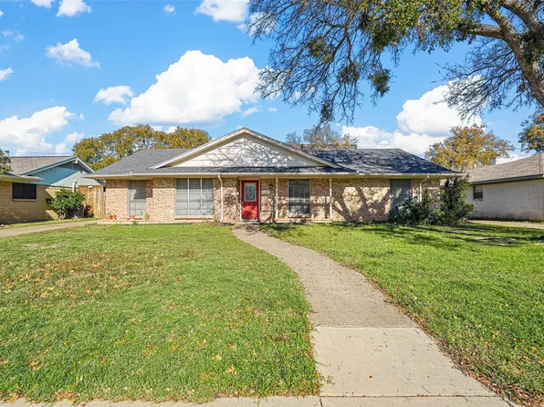 1315 Amherst Dr, Plano, TX 75075