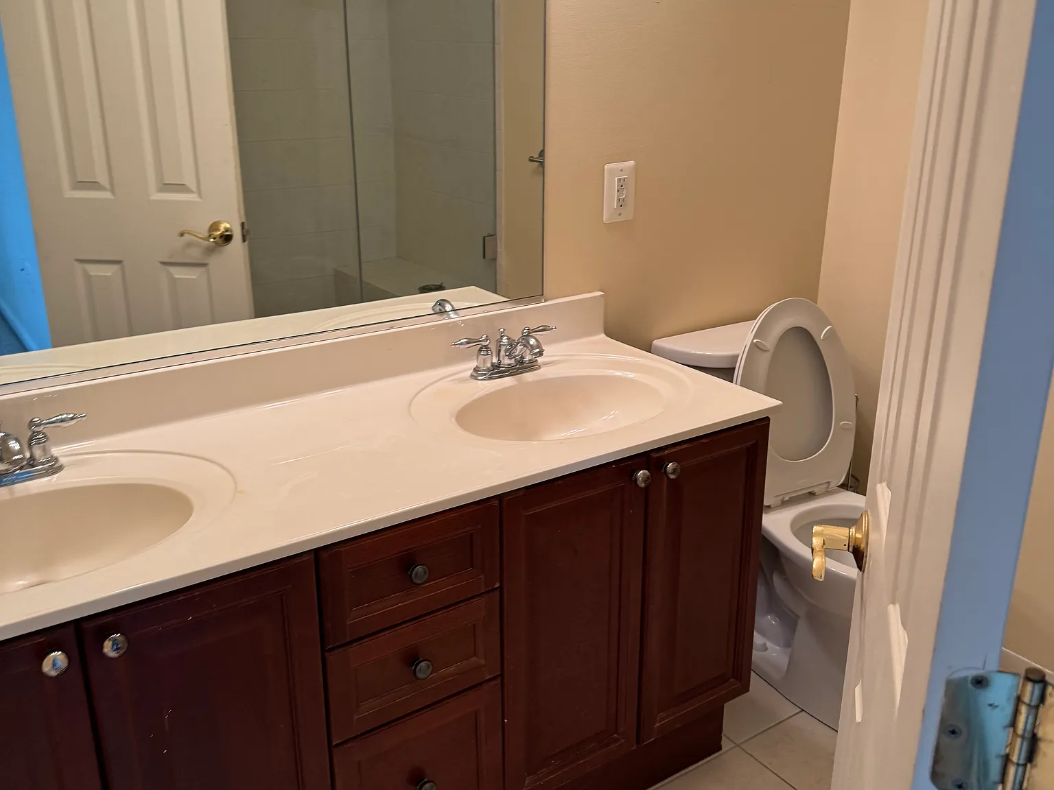 203 Cross Keys Pl — Photo 2