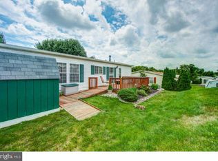 11 Juniper Ct W, Harleysville, PA 19438