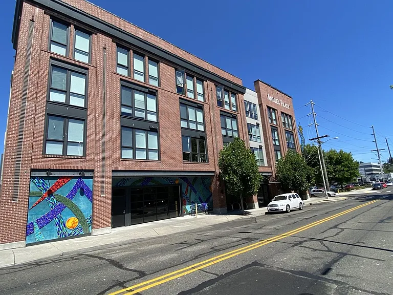 Annies Artist Flats — Photo 20