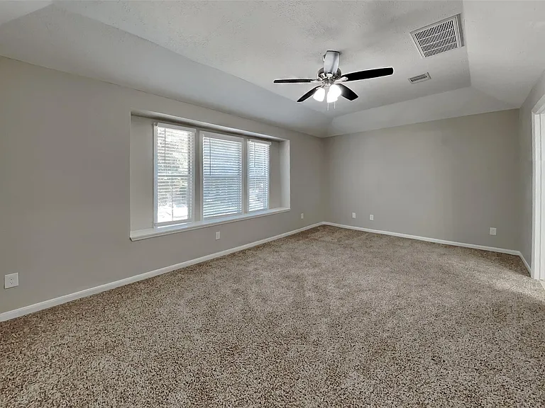 1211 Atlanta Dr — Photo 15