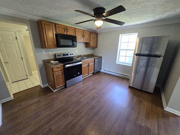 4th image of 6687 Lee Hwy