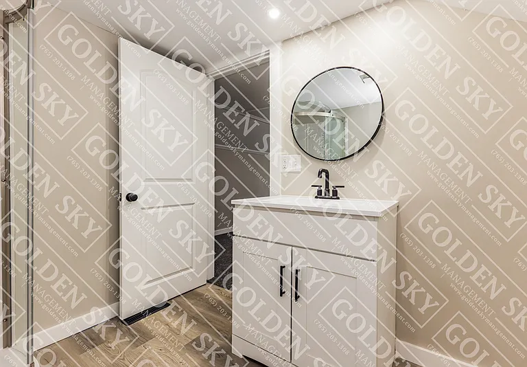 811 E Memorial Dr — Photo 19