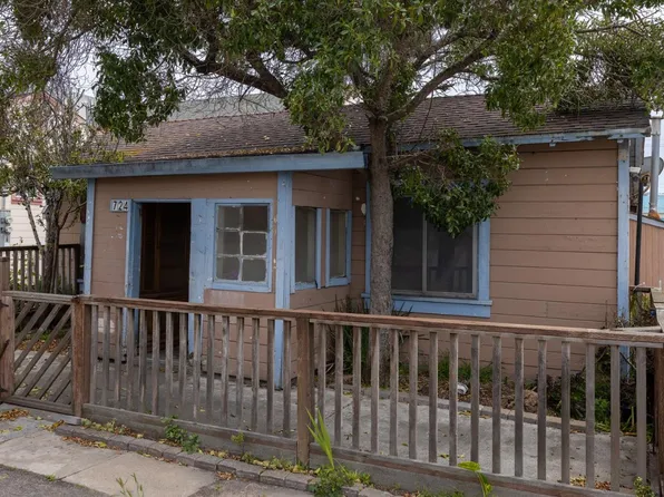 724 Dias St, Seaside, CA 93955