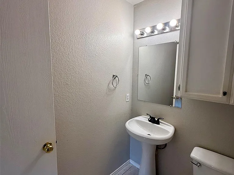 3504 Banda Ln — Photo 14
