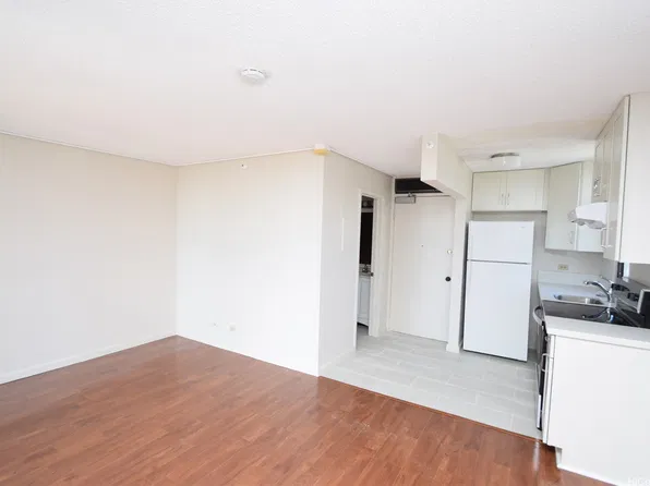 2100 Date St APT 1907, Honolulu, HI 96826