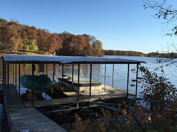 2 slip concrete dock electri