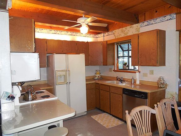 4th image of 3978 State Highway 147