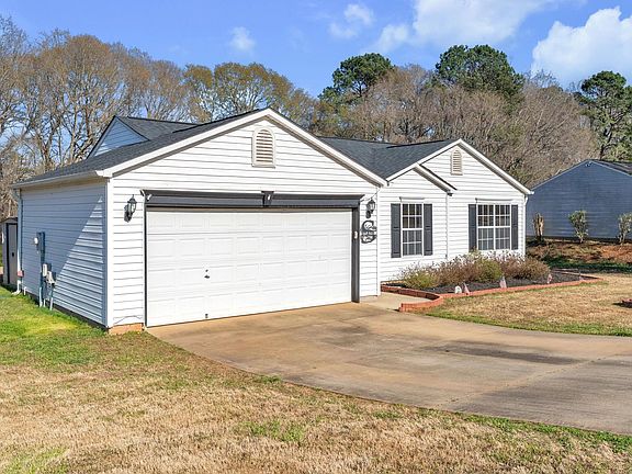 3rd image of 44 Reedy River Way