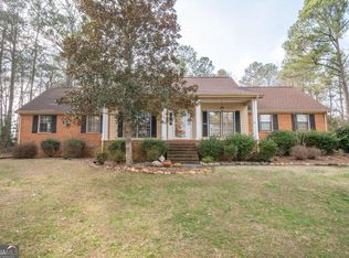 1180 Creekshore Dr, Athens, GA 30606