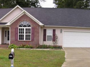 3209 Walcott Ln, Fayetteville, NC 28304