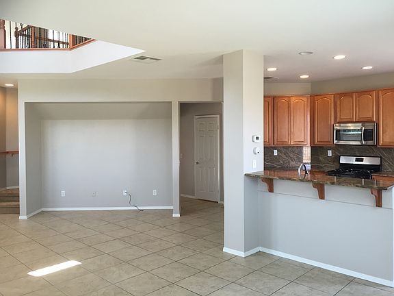 5th image of 29346 Dakota Dr
