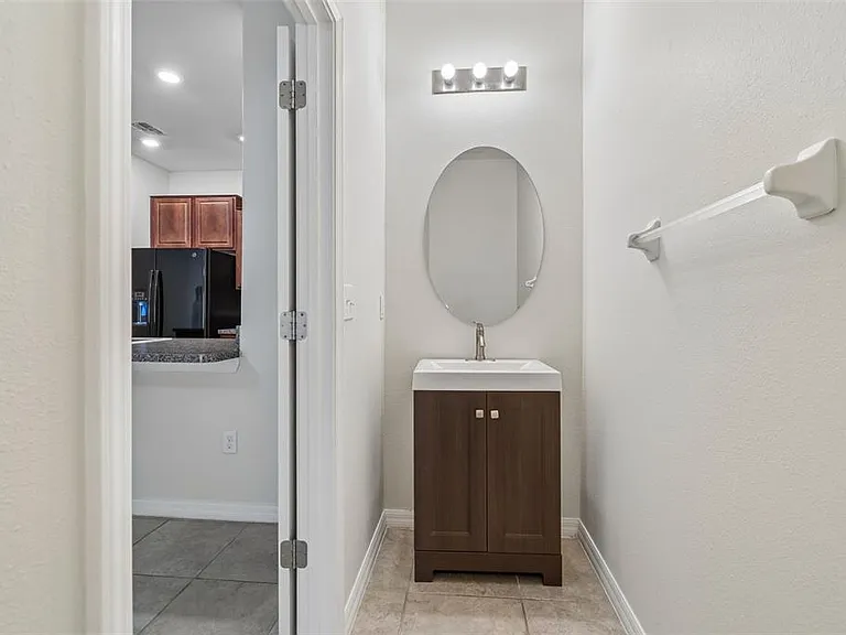 10687 Lake Montauk Dr — Photo 19