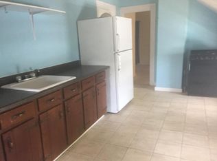 5 Prospect Street #Second Floor, Bristol, RI 02809