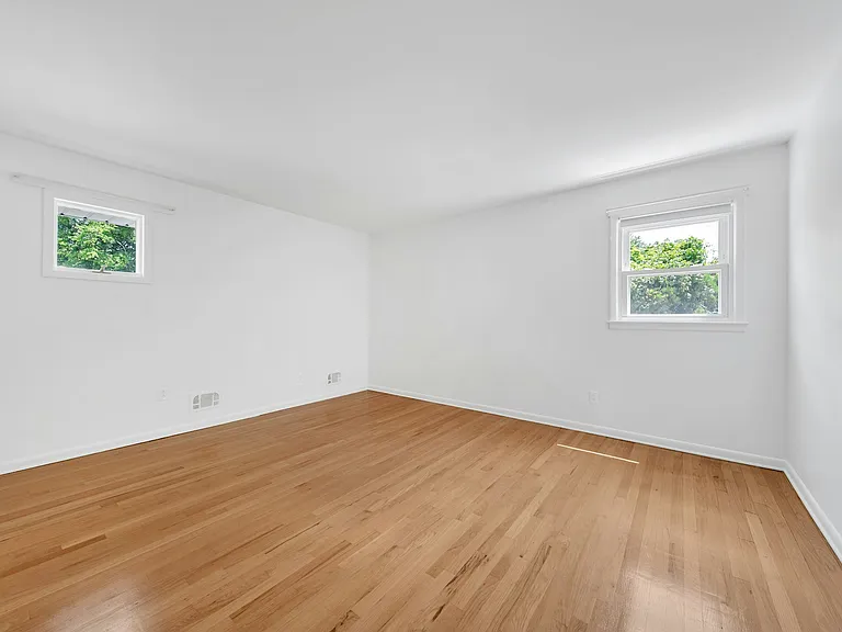 516 Knickerbocker Rd — Photo 22