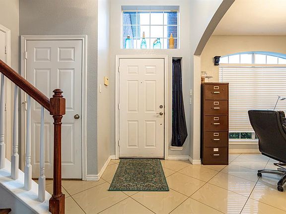 2nd image of 5616 Hawkshaw Ct