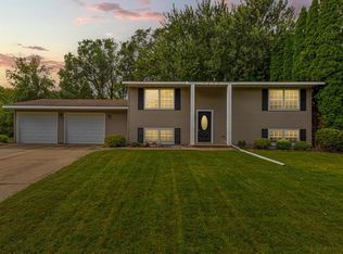 1201 4th St NW, Waseca, MN 56093