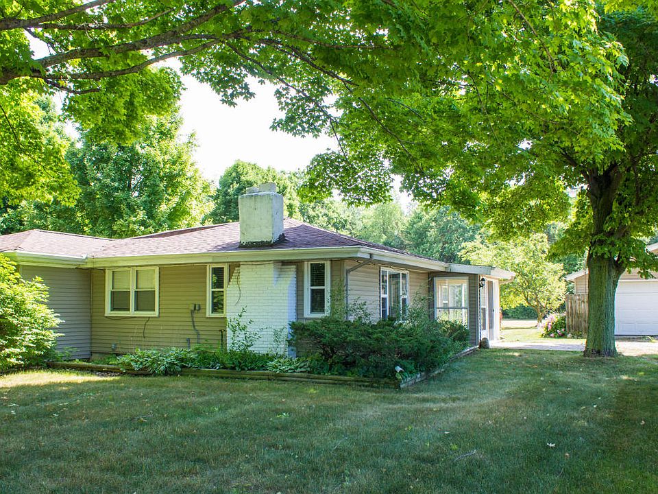 1st image of 8334 N 46th St