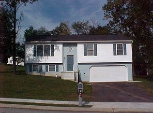 120 Boxwood Rd, Manchester, PA 17345